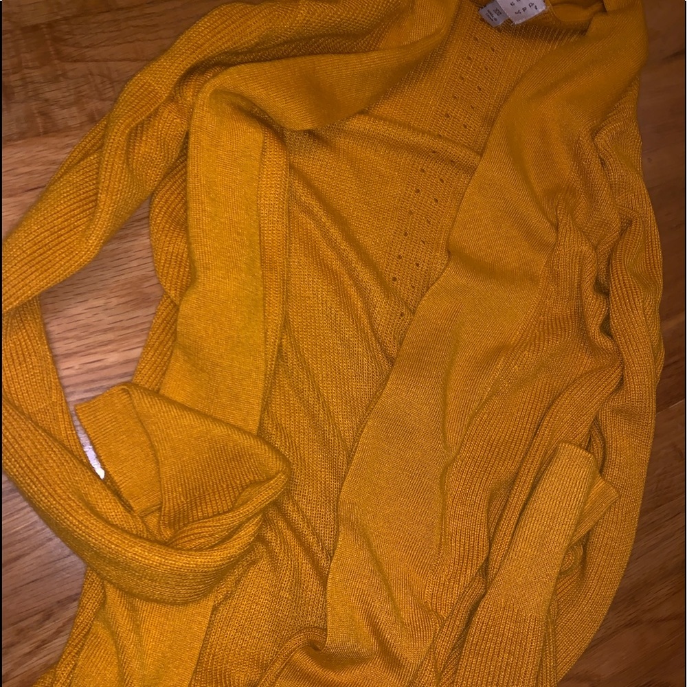 Mustard yellow sweater